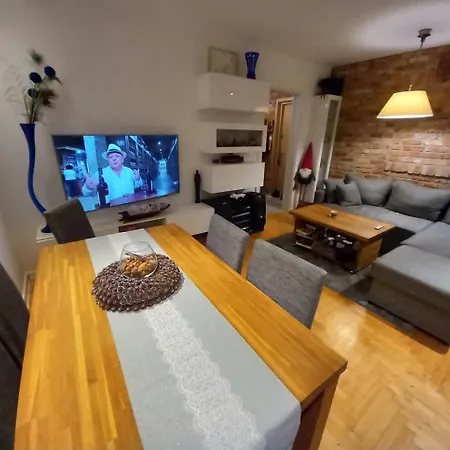 42m2, Minimum 3 Noce! *